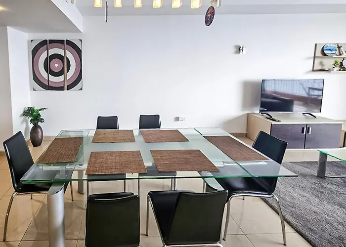 Modern Seafront 3-bedroom With Spectacular Views Appartement *