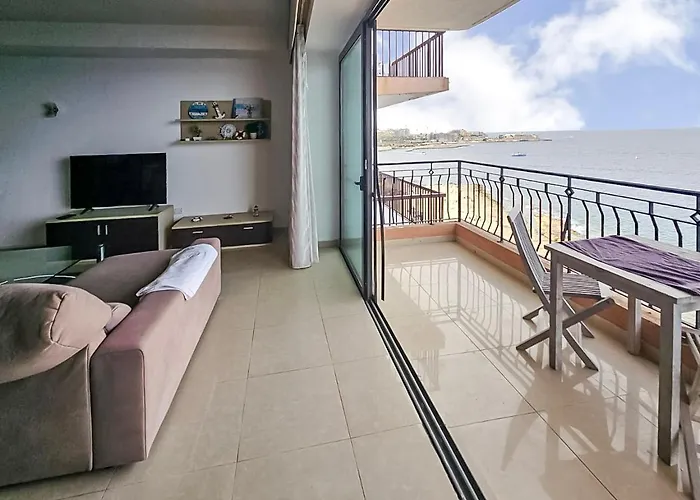 Modern Seafront 3-bedroom With Spectacular Views Апартаменты