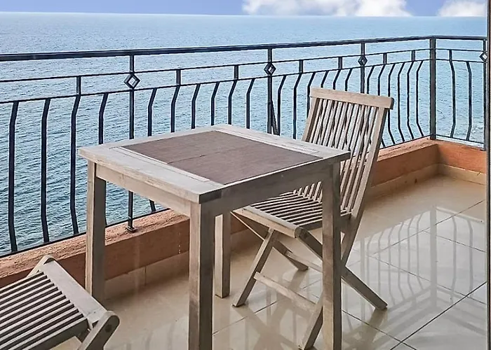 Modern Seafront 3-bedroom With Spectacular Views Слима